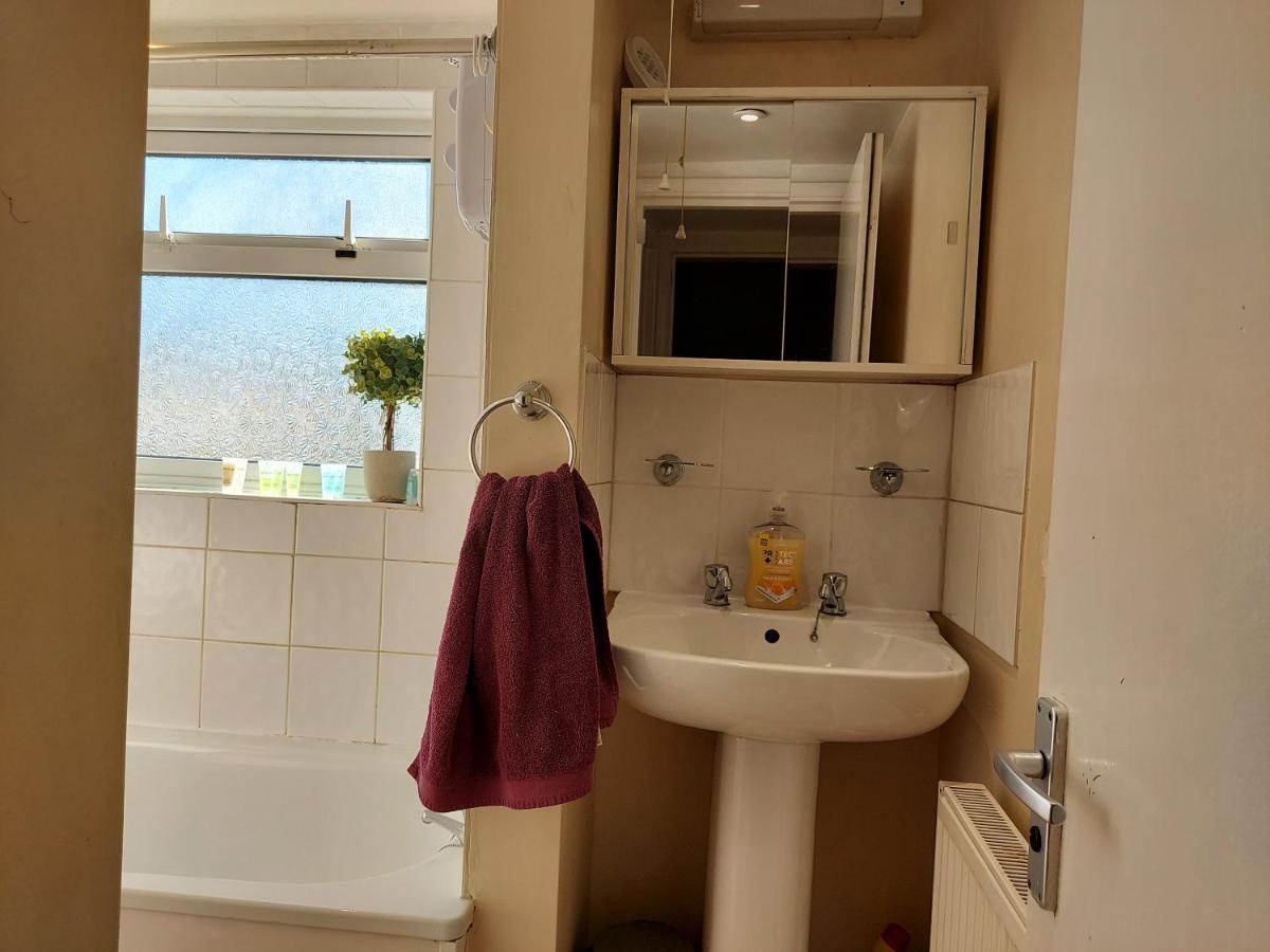 Cedar Villa - Perfect For Longer Stays Chatham  Ngoại thất bức ảnh